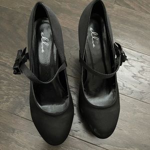 Ellie Mary Jane Heels Size 8 Womens